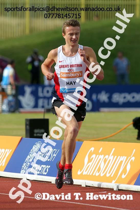 Jonathan Hay in the mens 2 Miles at the Sainsbury's Birmingham Grand Prix. Photos: David T. Hewitson/Sports for All Pics